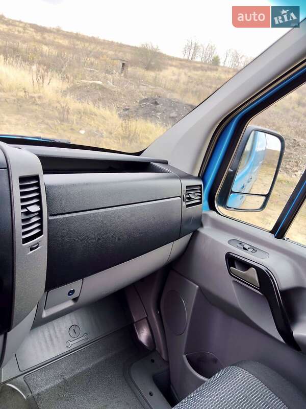 Вантажний фургон Mercedes-Benz Sprinter 2011 в Рівному