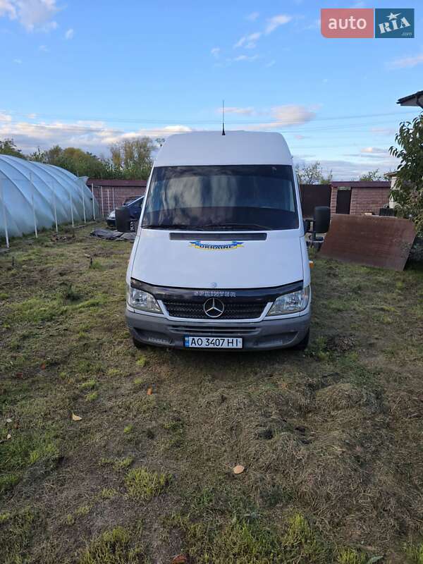 Вантажний фургон Mercedes-Benz Sprinter 2006 в Виноградові