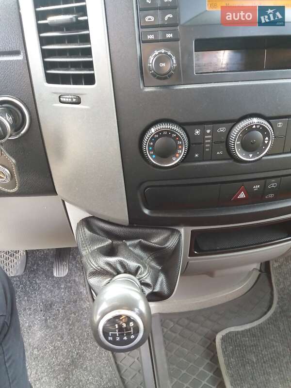 Грузовой фургон Mercedes-Benz Sprinter 2014 в Ковеле фото 30 Грузовой фургон Mercedes-Benz Sprinter 2014 в Ковеле