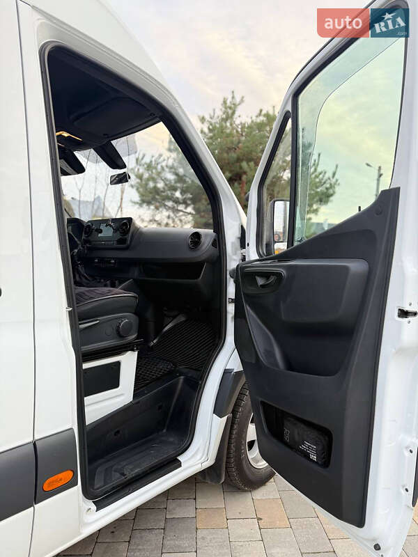Мікроавтобус Mercedes-Benz Sprinter 2018 в Львові