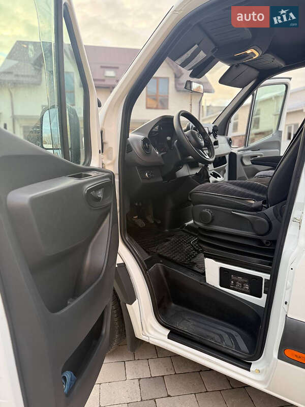 Мікроавтобус Mercedes-Benz Sprinter 2018 в Львові