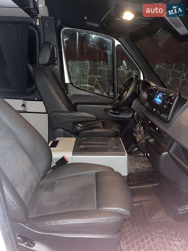 Мікроавтобус Mercedes-Benz Sprinter 2019 в Житомирі фото 12 Мікроавтобус Mercedes-Benz Sprinter 2019 в Житомирі