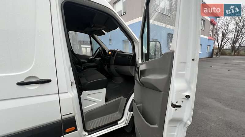 Грузовой фургон Mercedes-Benz Sprinter 2013 в Мукачево фото 18 Грузовой фургон Mercedes-Benz Sprinter 2013 в Мукачево