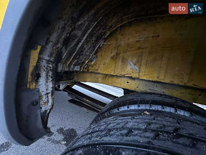 Вантажний фургон Mercedes-Benz Sprinter 2006 в Дніпрі фото 10 Вантажний фургон Mercedes-Benz Sprinter 2006 в Дніпрі