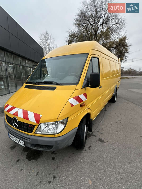 Вантажний фургон Mercedes-Benz Sprinter 2006 в Дніпрі фото 35 Вантажний фургон Mercedes-Benz Sprinter 2006 в Дніпрі