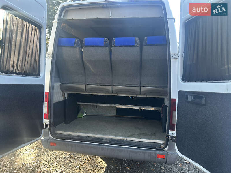 Мікроавтобус Mercedes-Benz Sprinter 2005 в Івано-Франківську фото 4 Мікроавтобус Mercedes-Benz Sprinter 2005 в Івано-Франківську