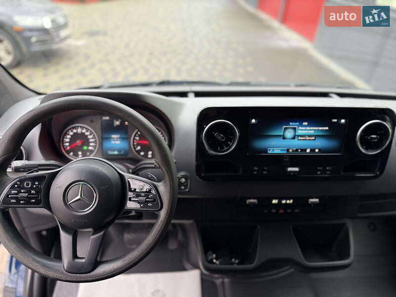 Вантажний фургон Mercedes-Benz Sprinter 2020 в Чернівцях фото 15 Вантажний фургон Mercedes-Benz Sprinter 2020 в Чернівцях