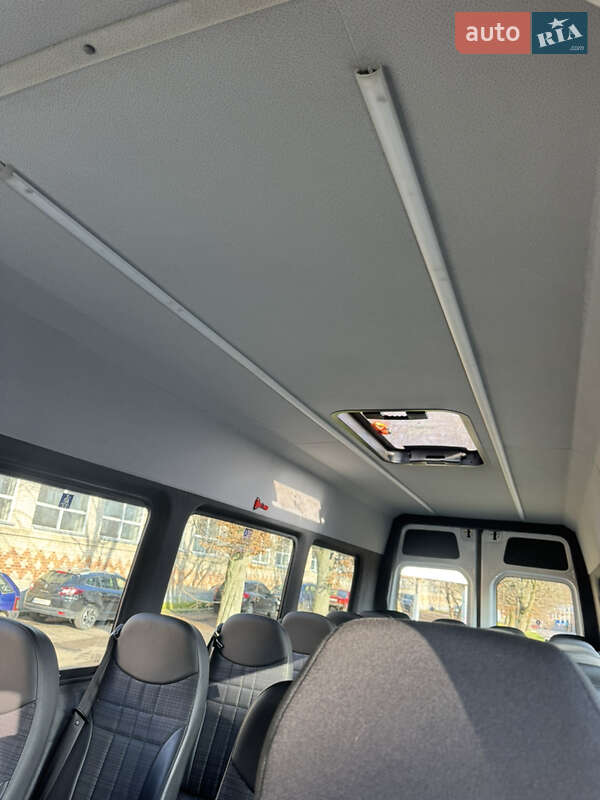 Пригородный автобус Mercedes-Benz Sprinter 2018 в Виннице