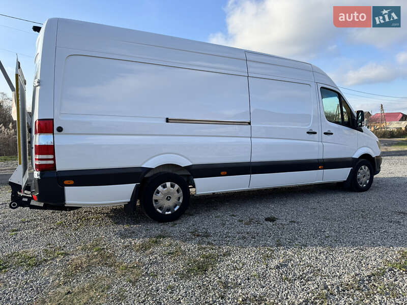 Вантажний фургон Mercedes-Benz Sprinter 2017 в Бердичеві фото 25 Вантажний фургон Mercedes-Benz Sprinter 2017 в Бердичеві
