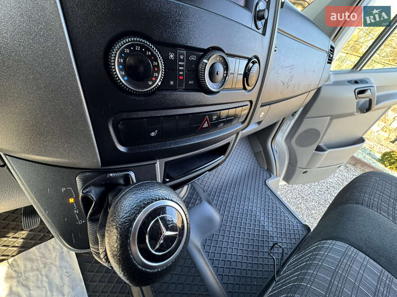 Вантажний фургон Mercedes-Benz Sprinter 2017 в Бердичеві фото 75 Вантажний фургон Mercedes-Benz Sprinter 2017 в Бердичеві
