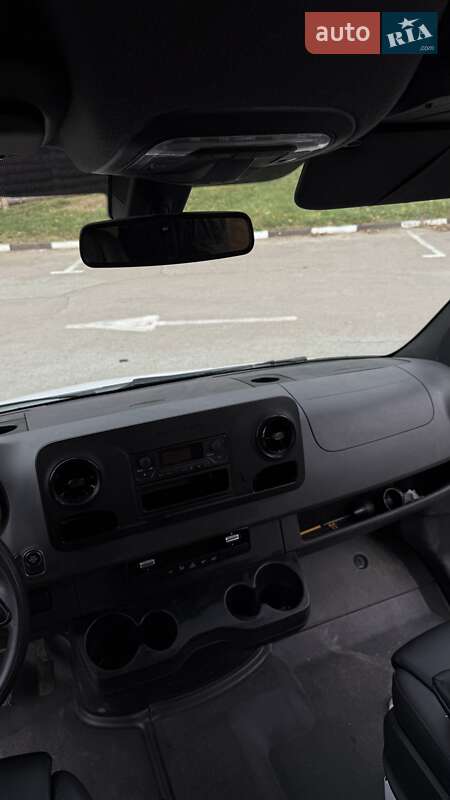 Грузовой фургон Mercedes-Benz Sprinter 2021 в Ровно фото 31 Грузовой фургон Mercedes-Benz Sprinter 2021 в Ровно