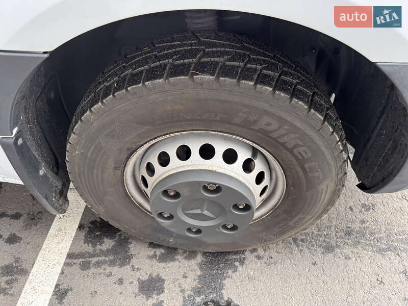 Эвакуатор Mercedes-Benz Sprinter 2019 в Дубно