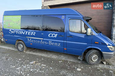 Пригородный автобус Mercedes-Benz Sprinter 2003 в Надворной