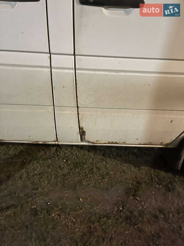 Грузовой фургон Mercedes-Benz Sprinter 2003 в Снятине