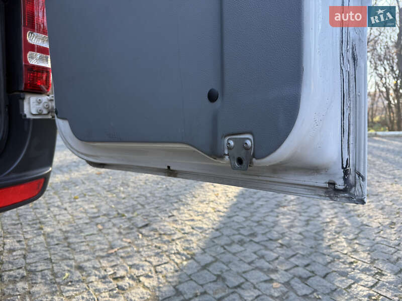 Туристичний / Міжміський автобус Mercedes-Benz Sprinter 2017 в Чернівцях фото 55 Туристичний / Міжміський автобус Mercedes-Benz Sprinter 2017 в Чернівцях