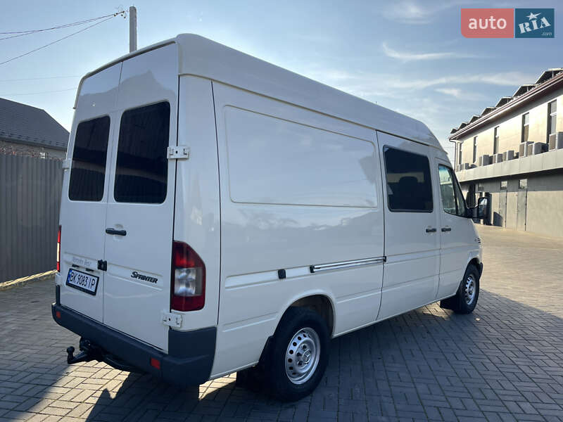 Вантажний фургон Mercedes-Benz Sprinter 2004 в Рівному фото 6 Вантажний фургон Mercedes-Benz Sprinter 2004 в Рівному
