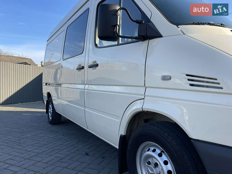 Вантажний фургон Mercedes-Benz Sprinter 2004 в Рівному фото 10 Вантажний фургон Mercedes-Benz Sprinter 2004 в Рівному