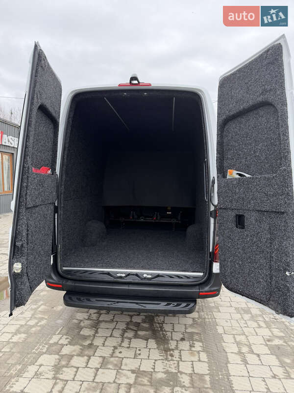 Микроавтобус Mercedes-Benz Sprinter 2018 в Сваляве