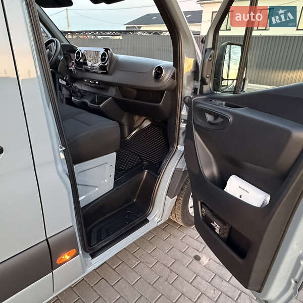 Вантажний фургон Mercedes-Benz Sprinter 2023 в Вінниці фото 40 Вантажний фургон Mercedes-Benz Sprinter 2023 в Вінниці