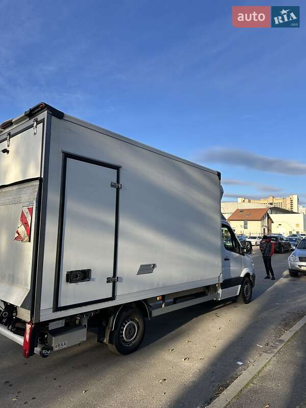 Вантажний фургон Mercedes-Benz Sprinter 2017 в Києві фото 6 Вантажний фургон Mercedes-Benz Sprinter 2017 в Києві