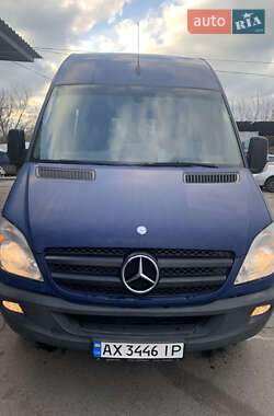 Вантажний фургон Mercedes-Benz Sprinter 2010 в Харкові
