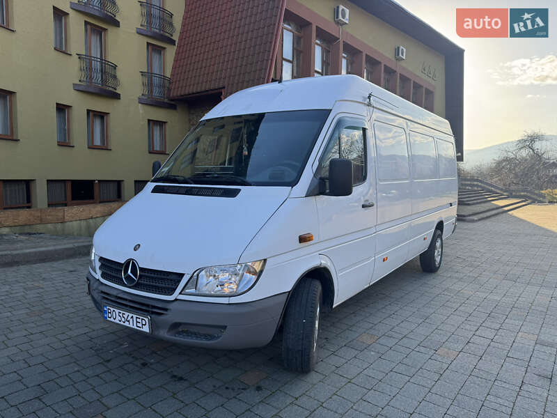 Вантажний фургон Mercedes-Benz Sprinter 2004 в Делятині фото 2 Вантажний фургон Mercedes-Benz Sprinter 2004 в Делятині