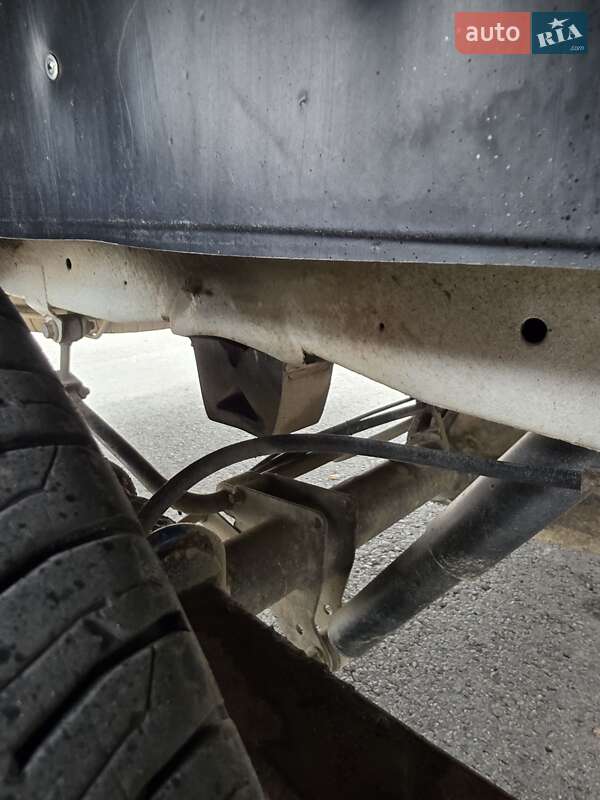 Вантажний фургон Mercedes-Benz Sprinter 2006 в Виноградові фото 24 Вантажний фургон Mercedes-Benz Sprinter 2006 в Виноградові