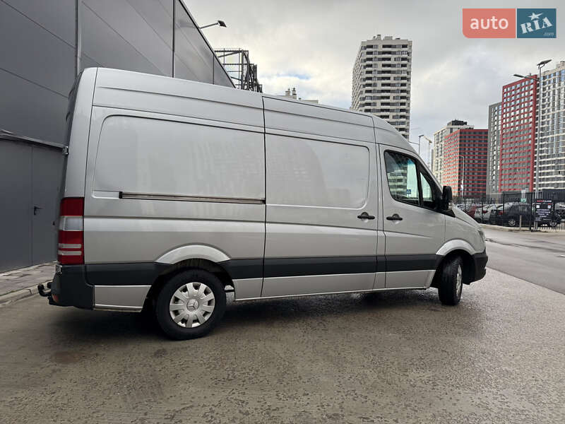 Грузовой фургон Mercedes-Benz Sprinter 2014 в Бородянке