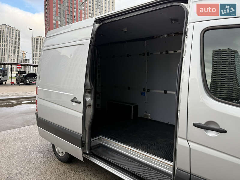 Грузовой фургон Mercedes-Benz Sprinter 2014 в Бородянке