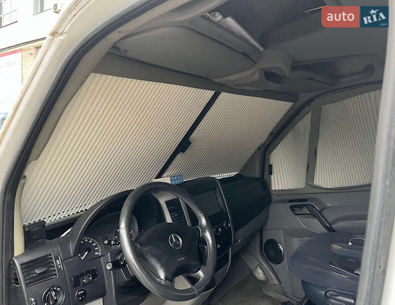 Грузопассажирский фургон Mercedes-Benz Sprinter 2007 в Одессе фото 18 Грузопассажирский фургон Mercedes-Benz Sprinter 2007 в Одессе