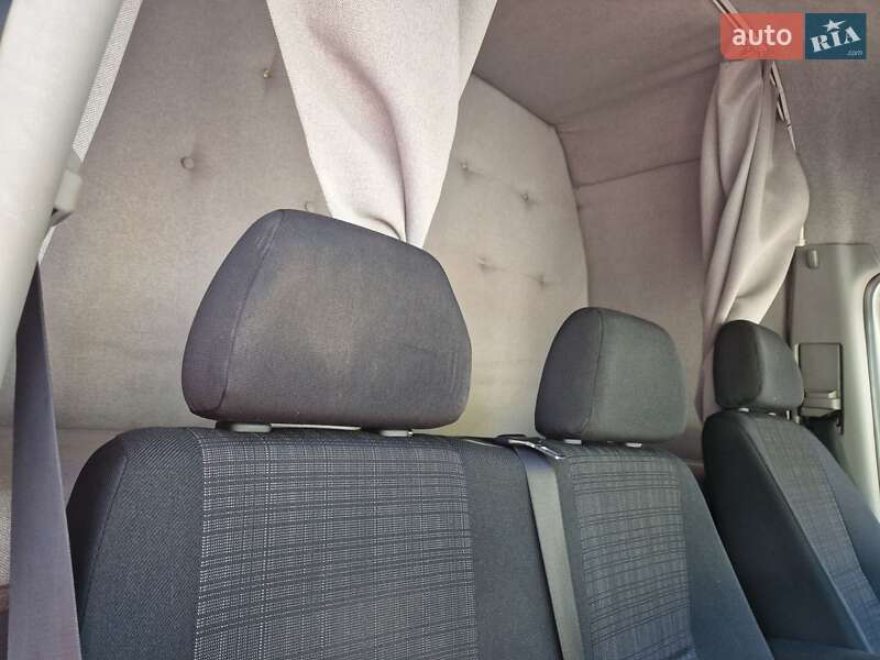 Вантажний фургон Mercedes-Benz Sprinter 2015 в Тернополі фото 33 Вантажний фургон Mercedes-Benz Sprinter 2015 в Тернополі