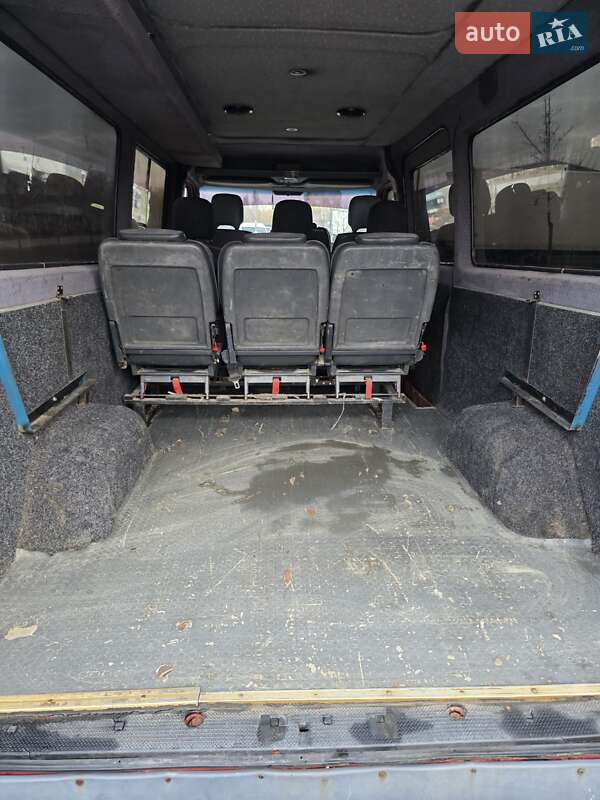 Грузовой фургон Mercedes-Benz Sprinter 2005 в Виноградове фото 14 Грузовой фургон Mercedes-Benz Sprinter 2005 в Виноградове