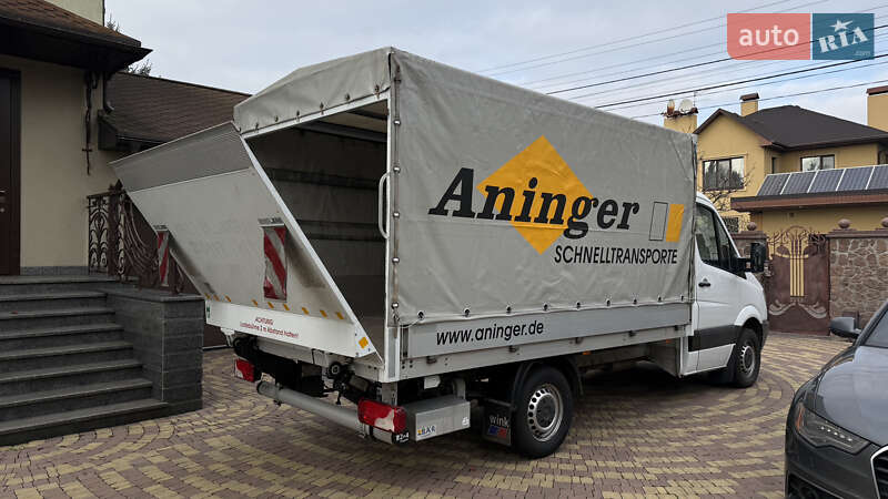 Тентований Mercedes-Benz Sprinter 2012 в Стоянці