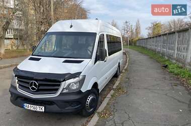 Приміський автобус Mercedes-Benz Sprinter 2011 в Києві