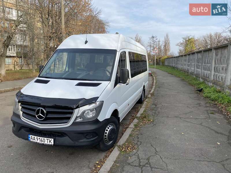 Mercedes-Benz Sprinter 2011