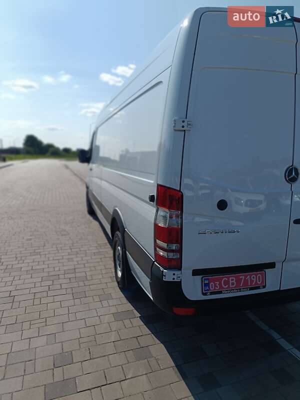 Вантажний фургон Mercedes-Benz Sprinter 2016 в Ковелі фото 4 Вантажний фургон Mercedes-Benz Sprinter 2016 в Ковелі