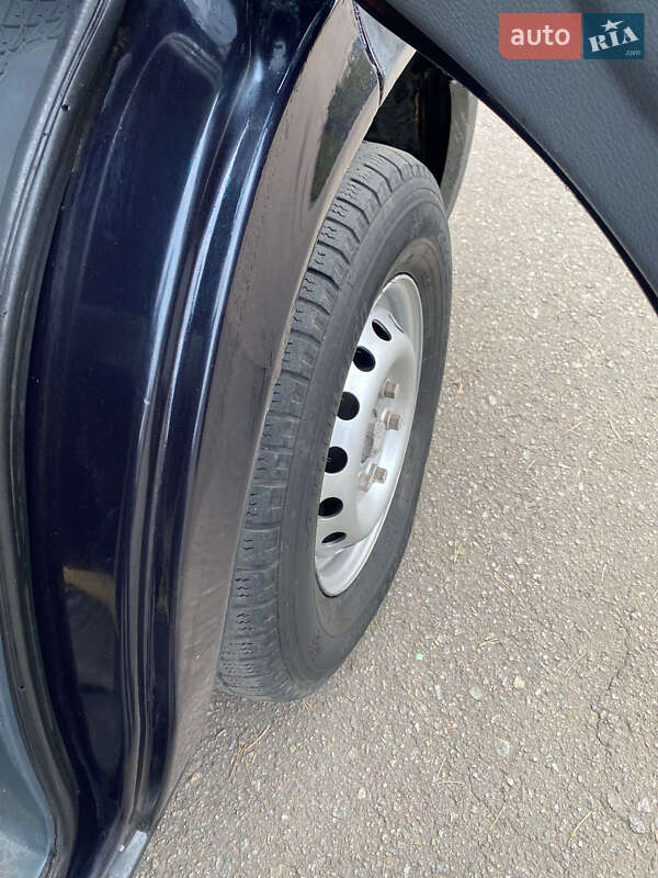 Вантажний фургон Mercedes-Benz Sprinter 2005 в Івано-Франківську