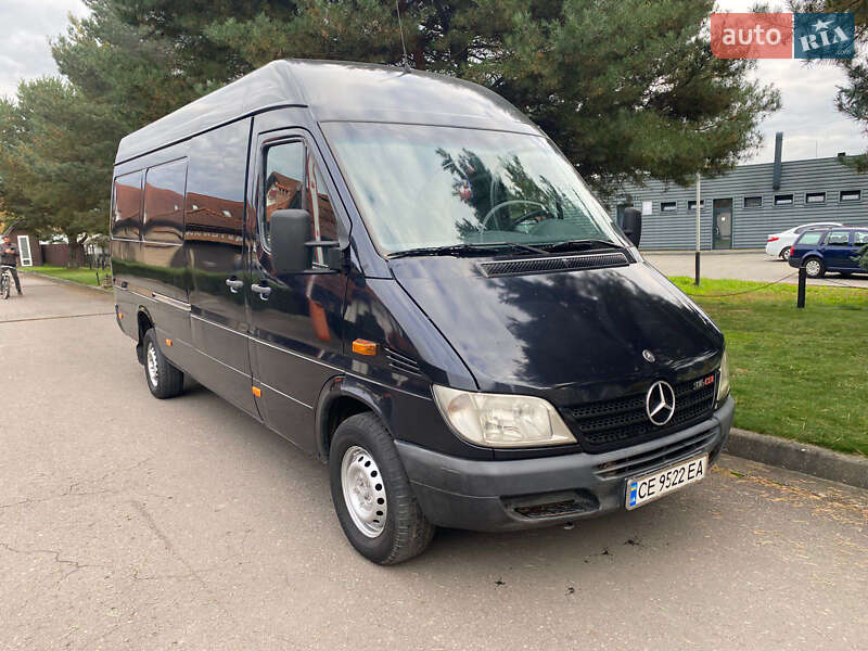 Вантажний фургон Mercedes-Benz Sprinter 2005 в Івано-Франківську