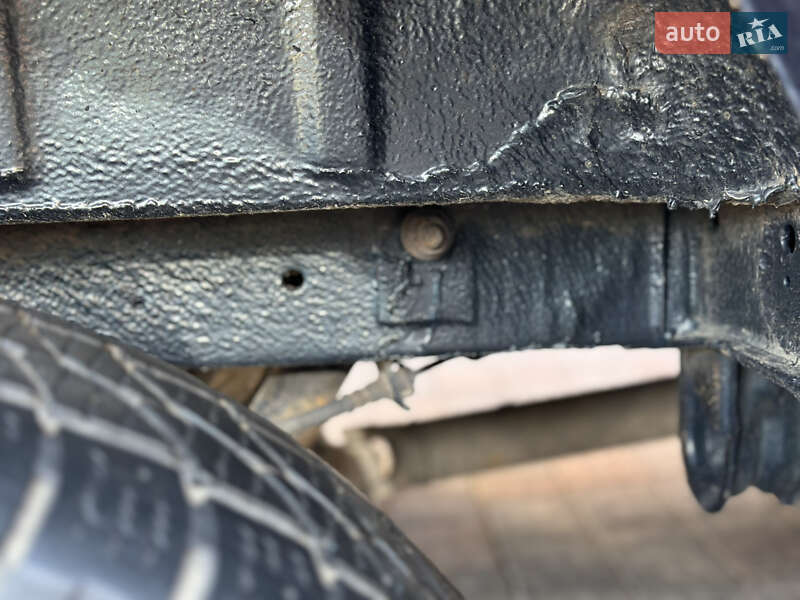 Вантажний фургон Mercedes-Benz Sprinter 2005 в Івано-Франківську