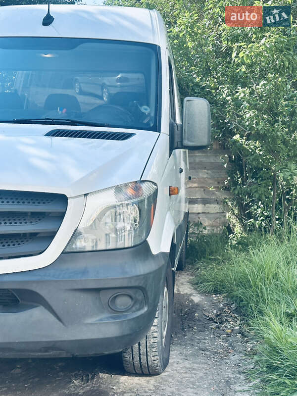 Мінівен Mercedes-Benz Sprinter 2017 в Івано-Франківську