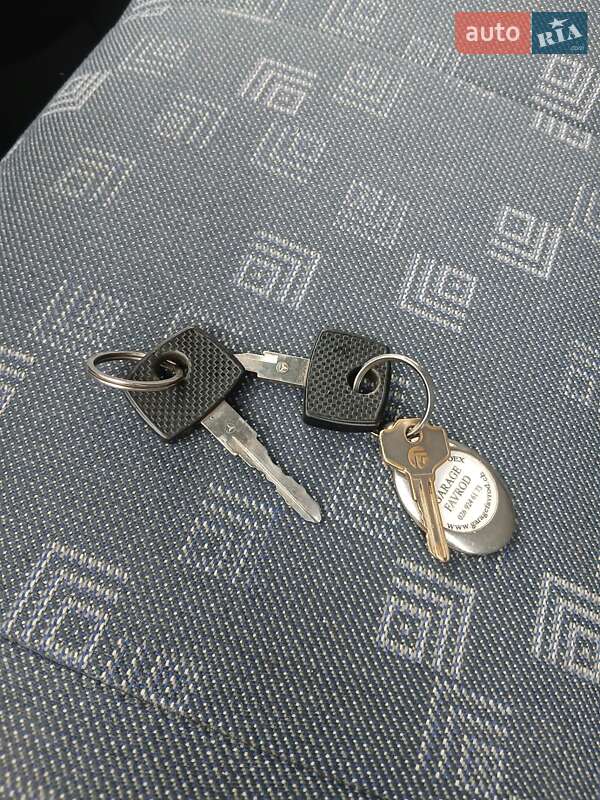 Грузовой фургон Mercedes-Benz Sprinter 2006 в Каменец-Подольском фото 24 Грузовой фургон Mercedes-Benz Sprinter 2006 в Каменец-Подольском