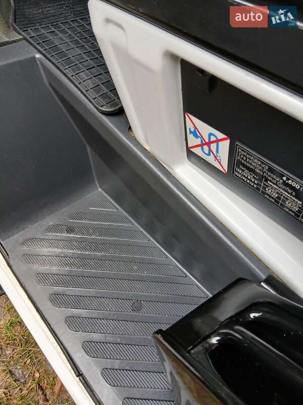 Грузовой фургон Mercedes-Benz Sprinter 2006 в Каменец-Подольском фото 43 Грузовой фургон Mercedes-Benz Sprinter 2006 в Каменец-Подольском