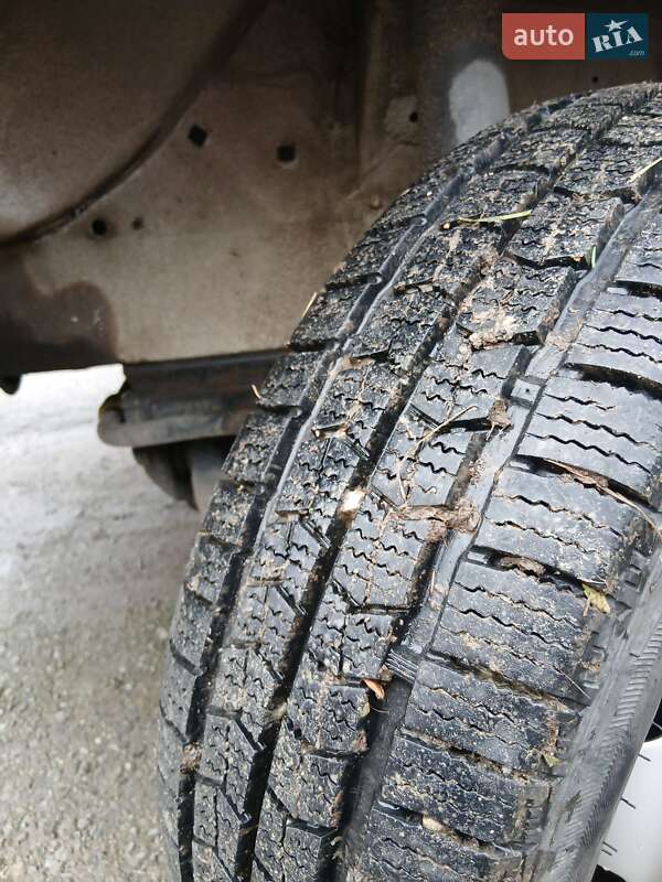 Грузовой фургон Mercedes-Benz Sprinter 2006 в Каменец-Подольском фото 58 Грузовой фургон Mercedes-Benz Sprinter 2006 в Каменец-Подольском