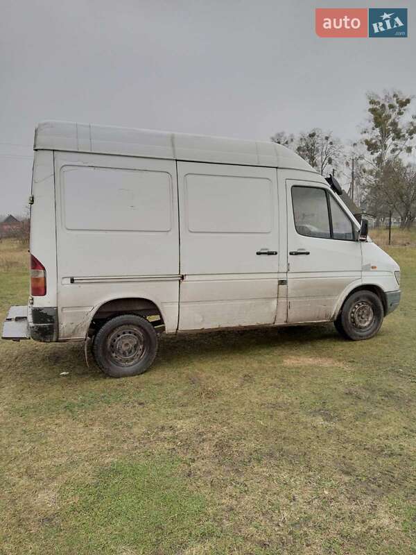Грузовой фургон Mercedes-Benz Sprinter 1999 в Лугинах фото 5 Грузовой фургон Mercedes-Benz Sprinter 1999 в Лугинах