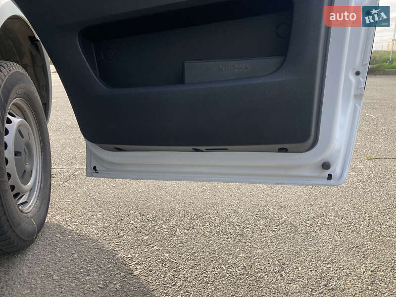 Тентований Mercedes-Benz Sprinter 2019 в Одесі фото 12 Тентований Mercedes-Benz Sprinter 2019 в Одесі