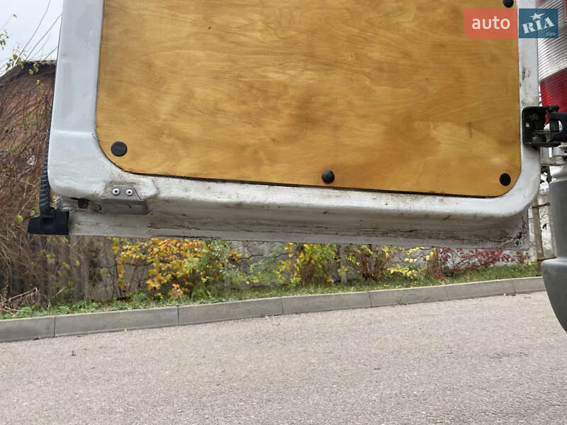 Грузовой фургон Mercedes-Benz Sprinter 2006 в Виннице