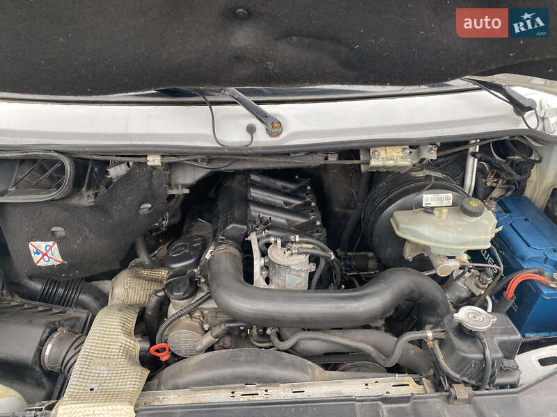 Грузовой фургон Mercedes-Benz Sprinter 2006 в Виннице