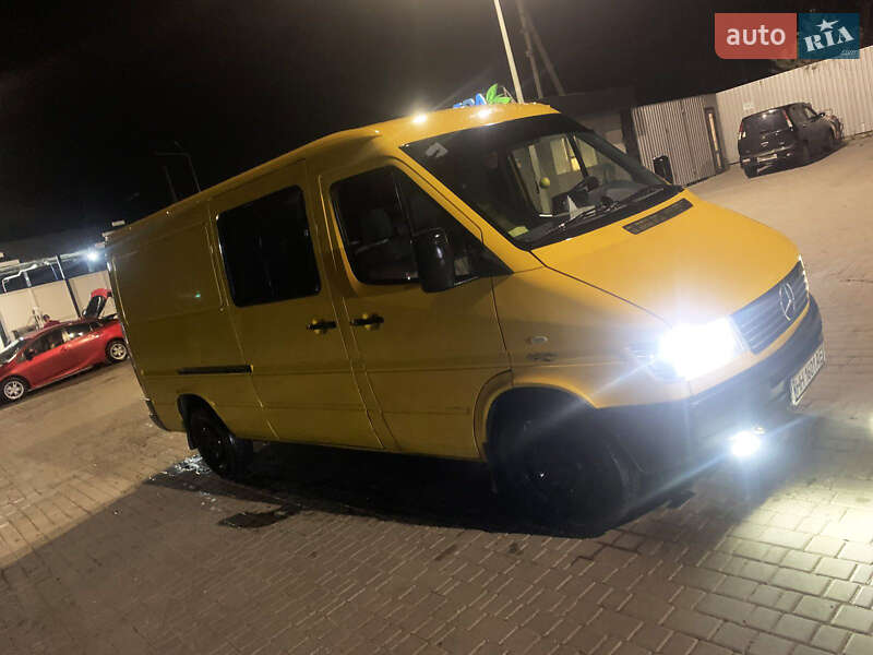 Грузопассажирский фургон Mercedes-Benz Sprinter 1998 в Одессе