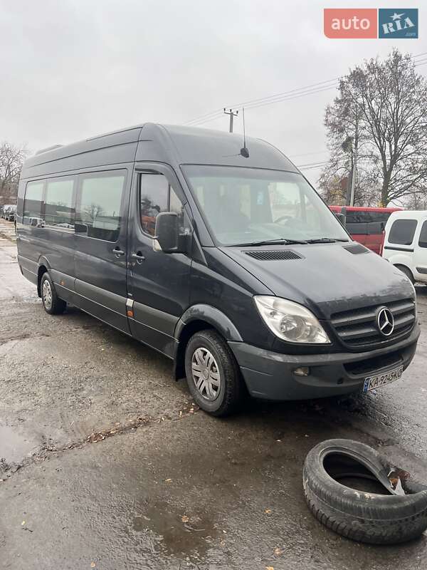 Mercedes-Benz Sprinter 2011 Mercedes-Benz Sprinter 2011