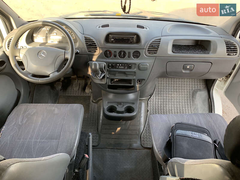Вантажопасажирський фургон Mercedes-Benz Sprinter 2002 в Ізмаїлі фото 14 Вантажопасажирський фургон Mercedes-Benz Sprinter 2002 в Ізмаїлі